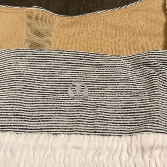 ⚡️3 for 20 ⚡️ LuLuLemon Athletics Bliss tanks - Picture 4 of 6